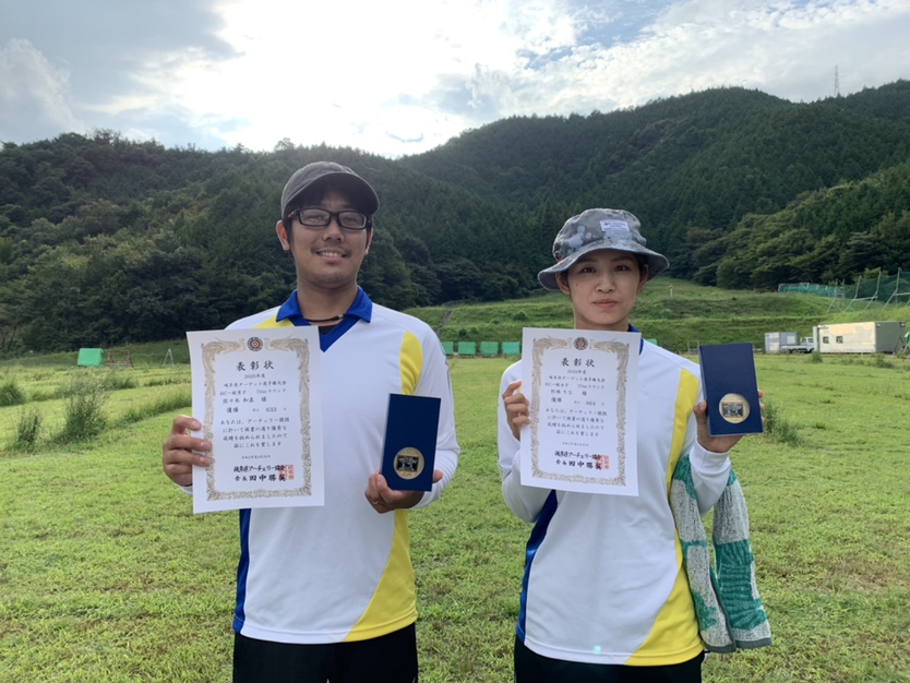 佐々木選手(左)と杉林選手(右)