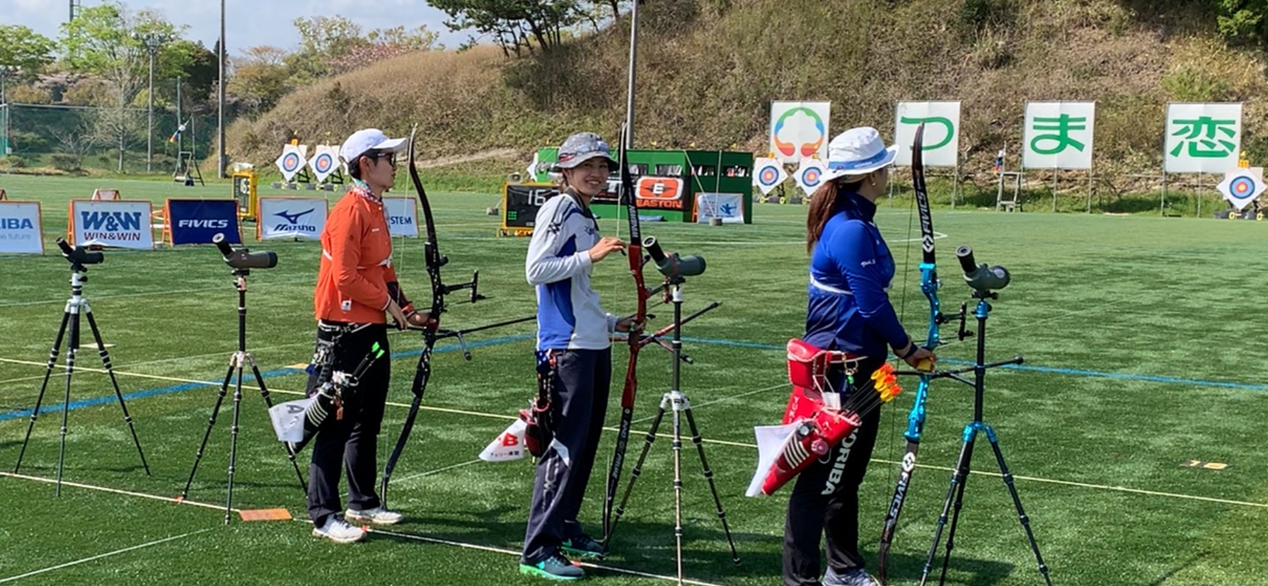 真ん中杉林選手 公開練習中は出発前にも見られなかった笑顔も見せてくれました