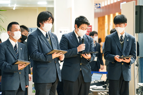 清凌高校の皆さん